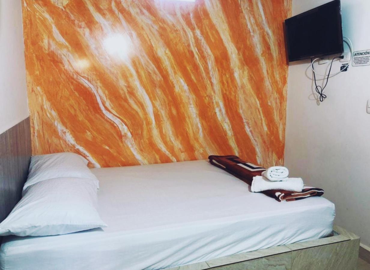 Hotel Jireh - San Carlos Ant Bagian luar foto